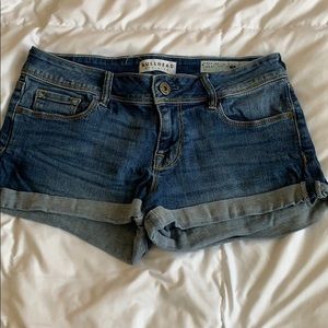 Bullhead Shorts - Bullhead Roll up Jean shorts Bullhead Shorts - Bullhead Roll up Jean shorts